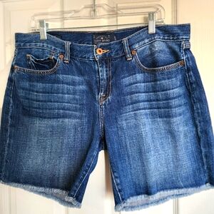 Lucky Brand Women's Blue Denim Shorts. NWOT 10/30